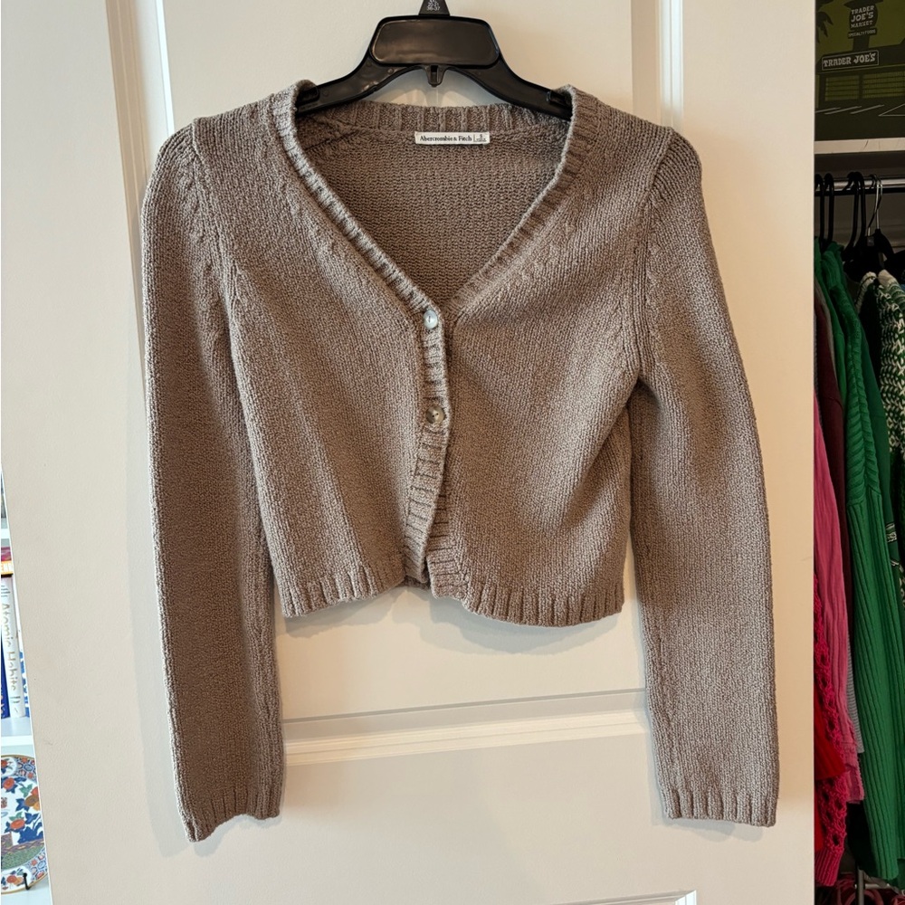 Abercrombie & Fitch Women's Beige Cardigan Sweater